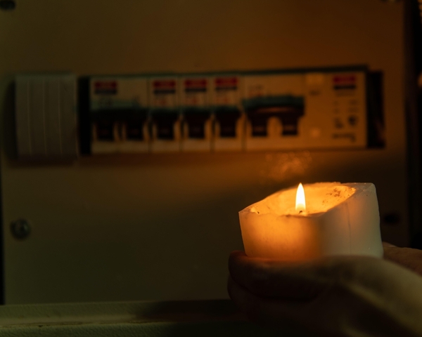 Coupures d’électricité et pannes de réseau : le kit d’autonomie pour télétravailler en mode dégradé
